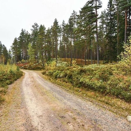2 Bedroom Stunning Home In Molkom Sutterhojden Zewnętrze zdjęcie