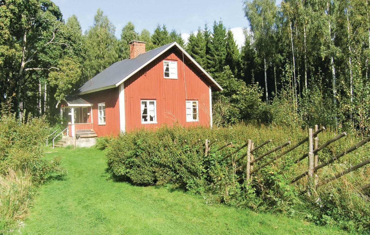 2 Bedroom Stunning Home In Molkom Sutterhojden Zewnętrze zdjęcie